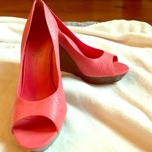 Coral Jessica Simpson wedges